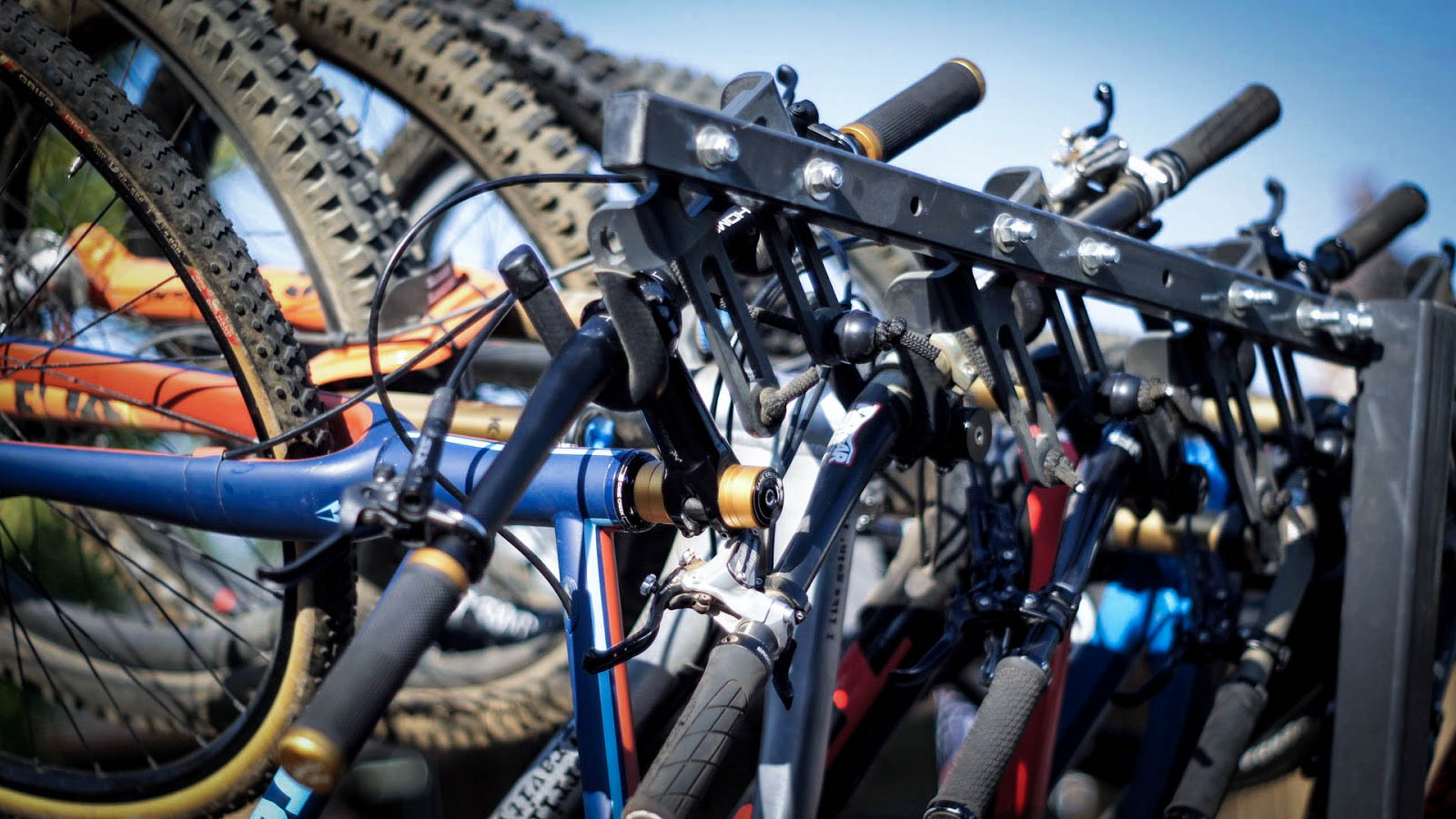 Lolo Racks - American Made Six Pack | Bike Rack Review