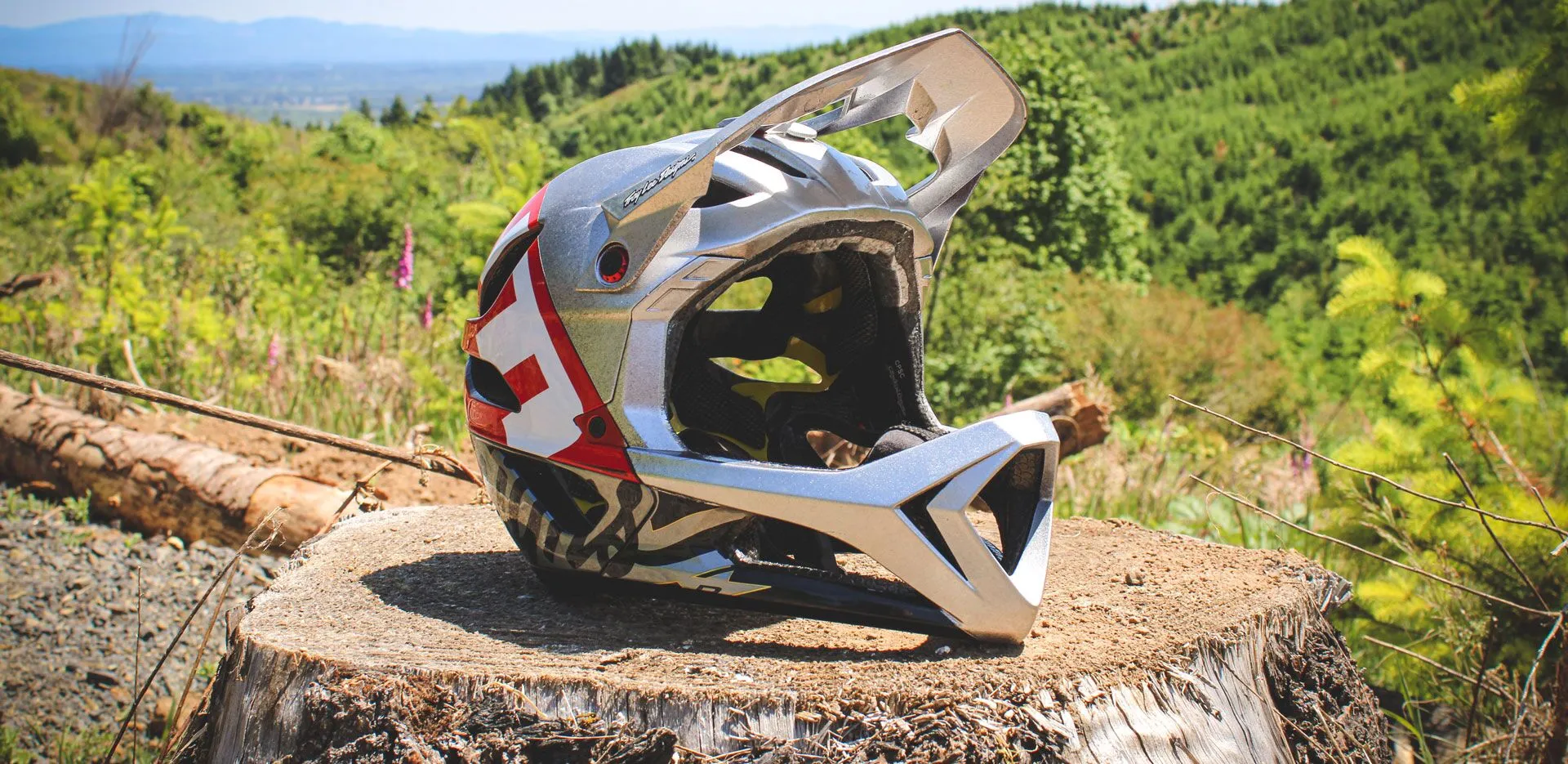 Review Troy Lee Designs Stage MIPS Helmet The Loam Wolf