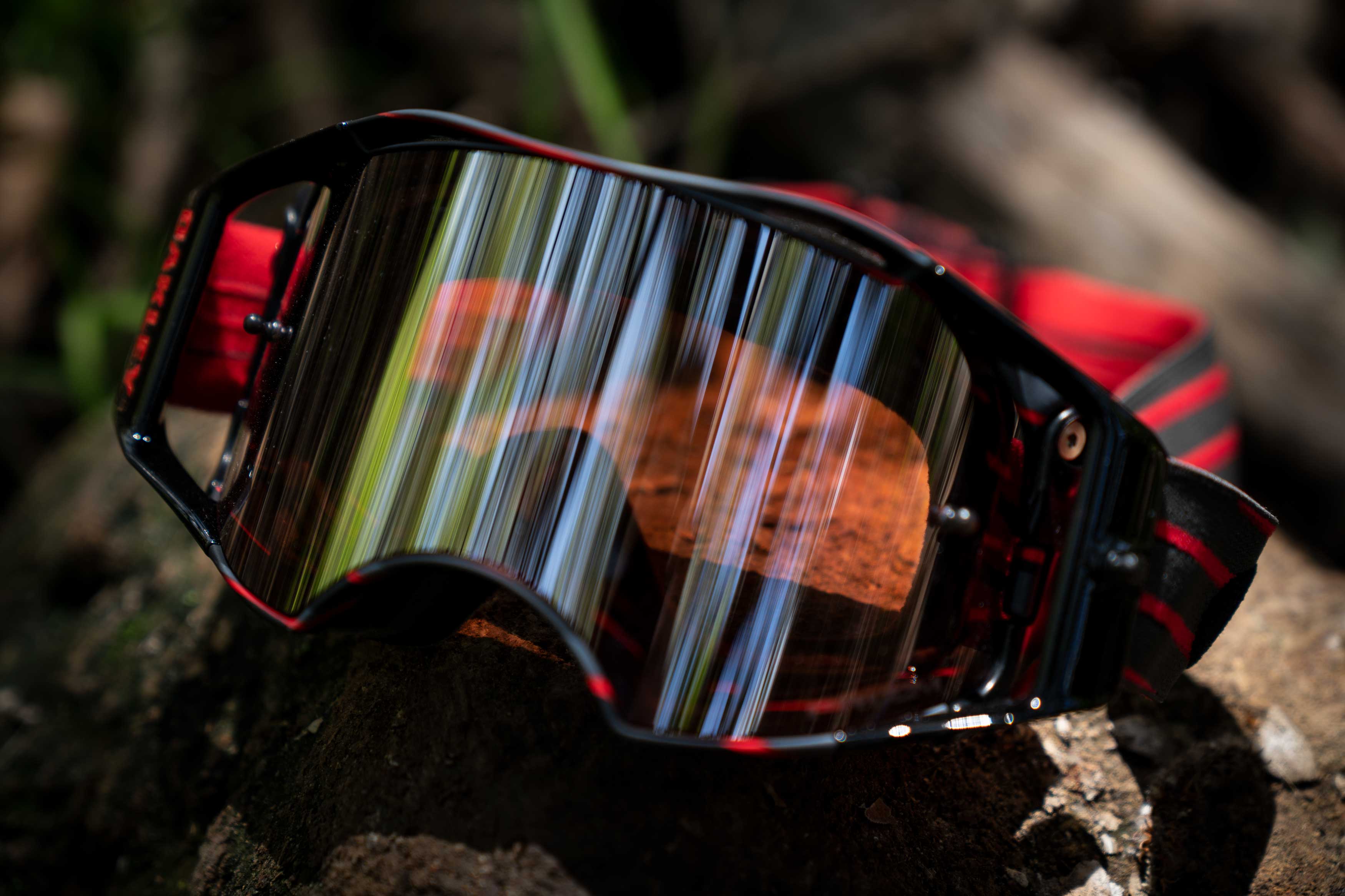 Review: <br>Oakley Airbrake MX Goggles