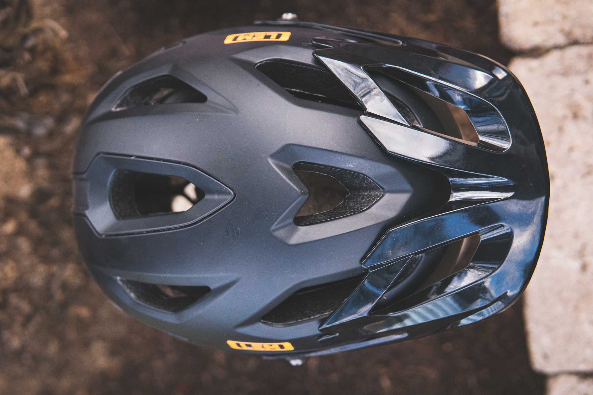 Review: <br>LEM Flow Mountain Bike Helmet