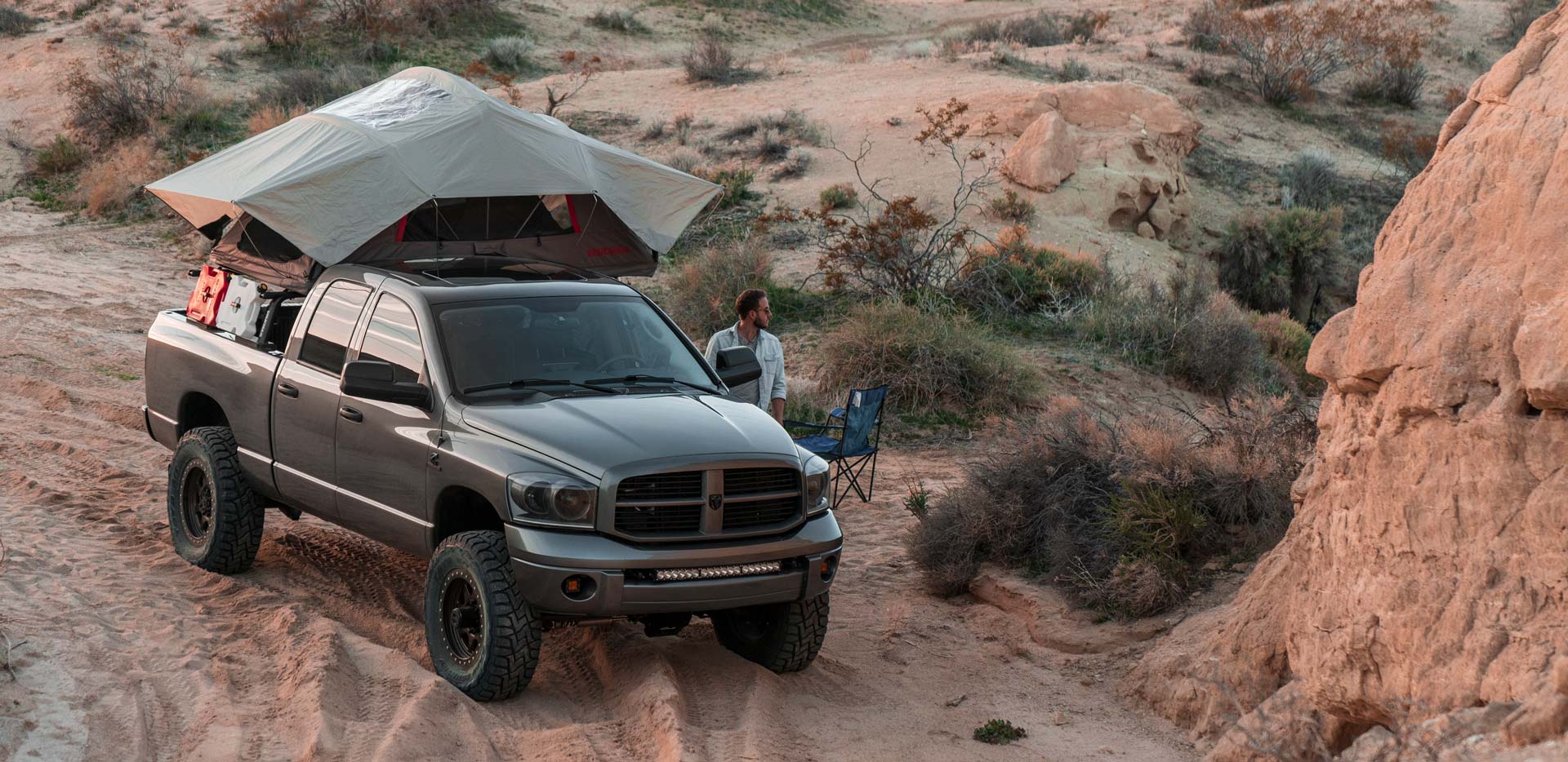 Yakima SkyRise HD Tent & OutPost HD truck rack