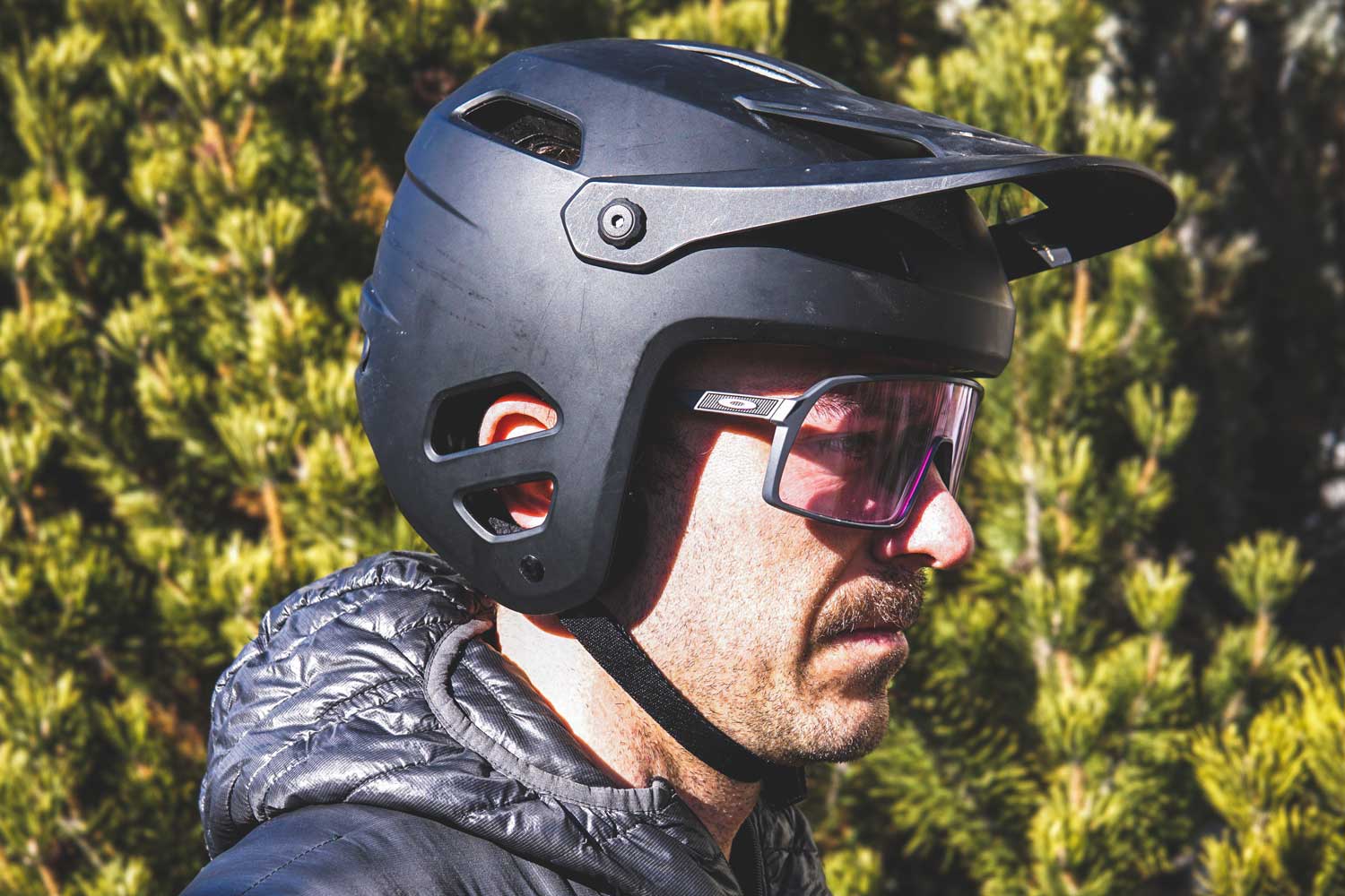 Giro Tyrant Spherical MIPS MTB Helmet Deep Coverage Black 
