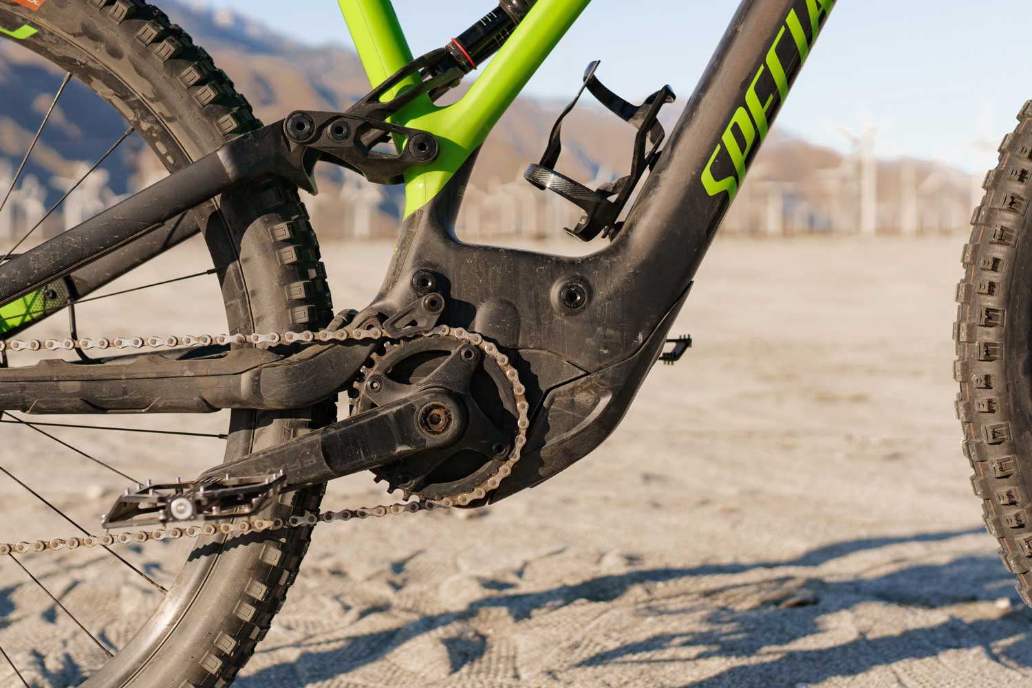Specialized Turbo Levo Expert eMTB frame and close-up