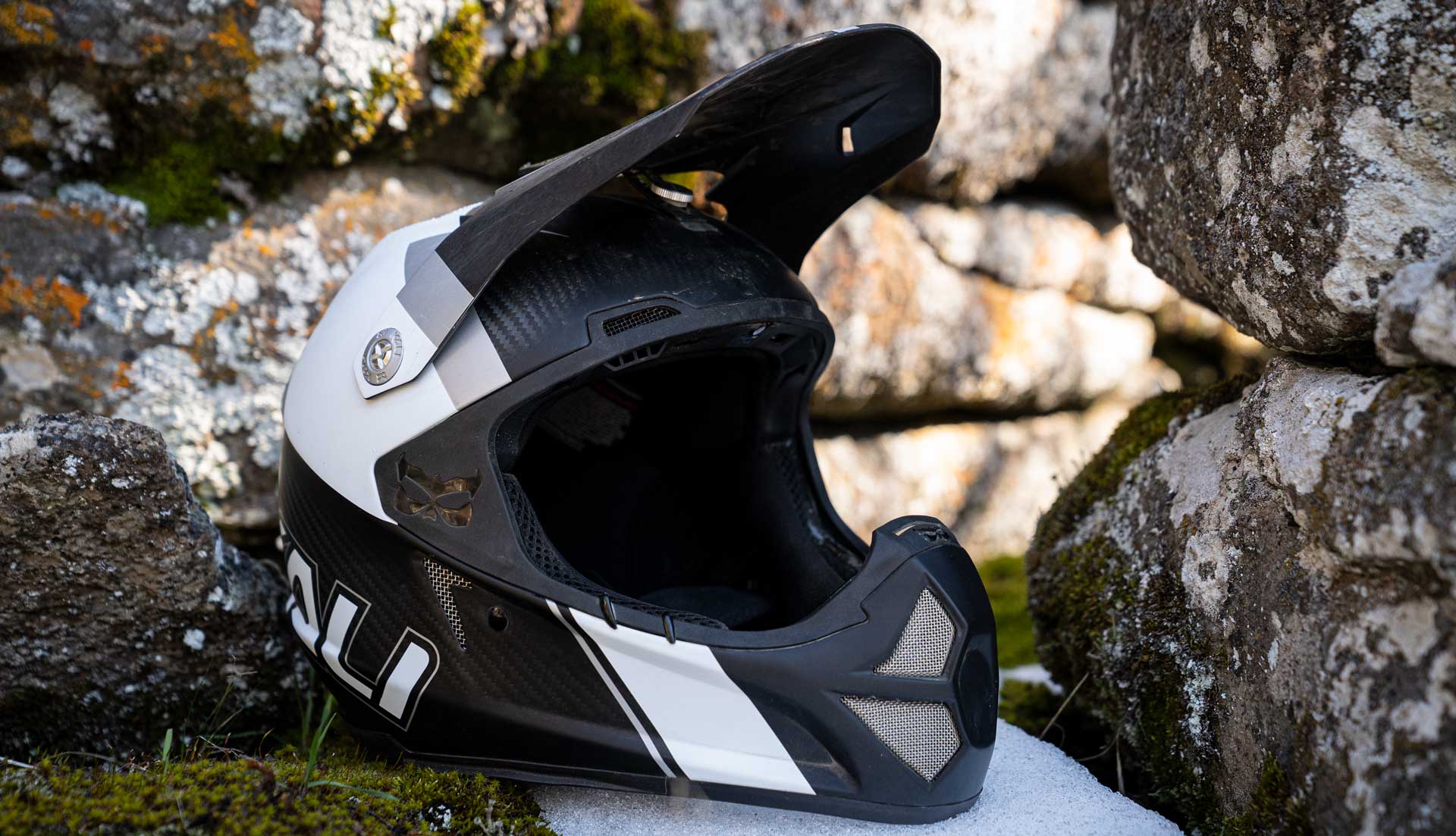 Kali Shiva 2.0 Carbon Moto Helmet Review