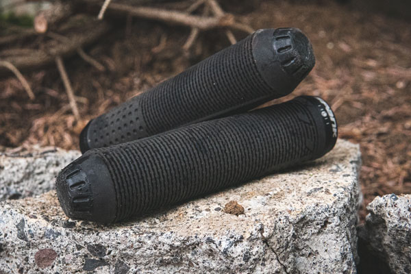 Review: <br>Spank Spike Grips