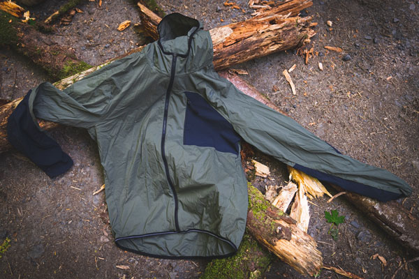 Review: <br>Specialized Deflect Jacket with SWAT