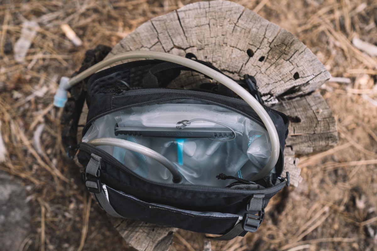 mountain bike hip pack