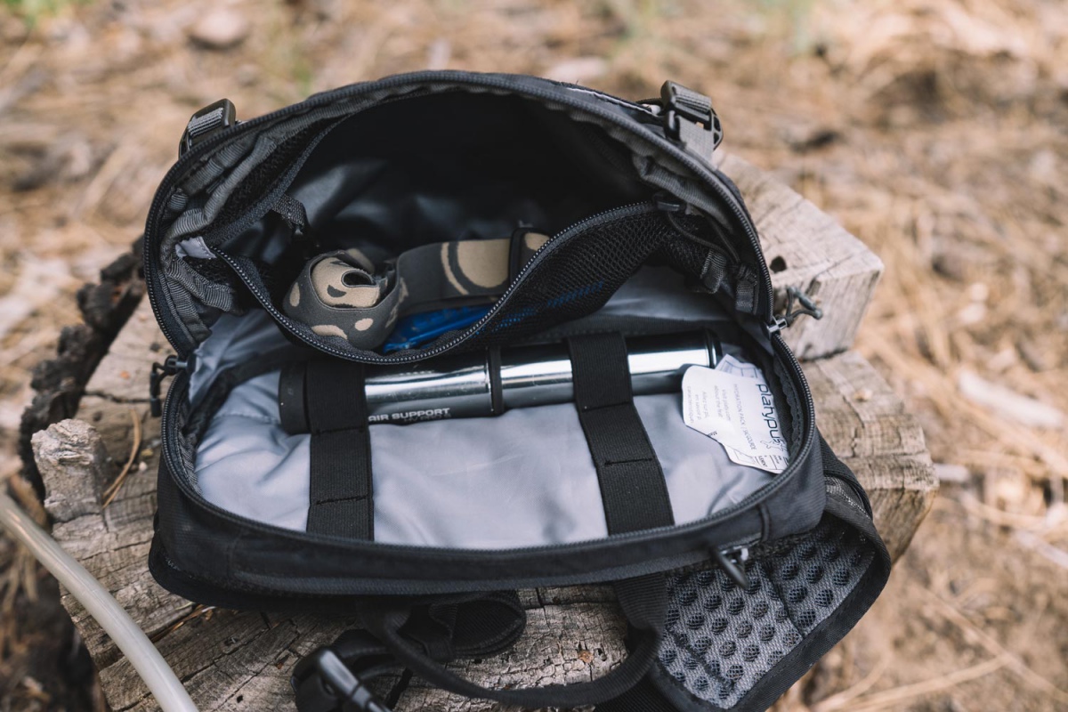 mountain bike hip pack