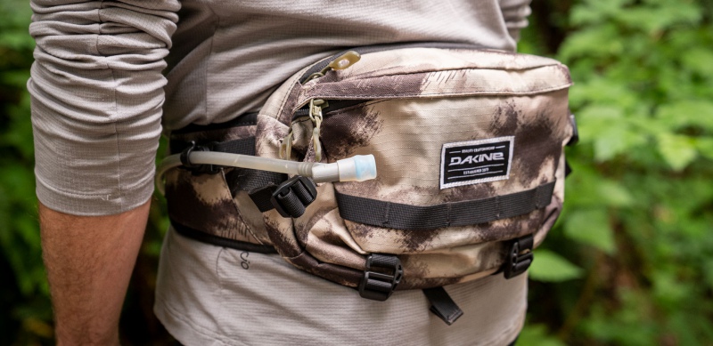 mountain bike hip pack