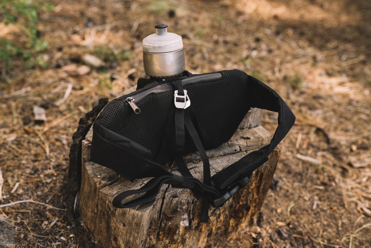 mountain bike hip pack