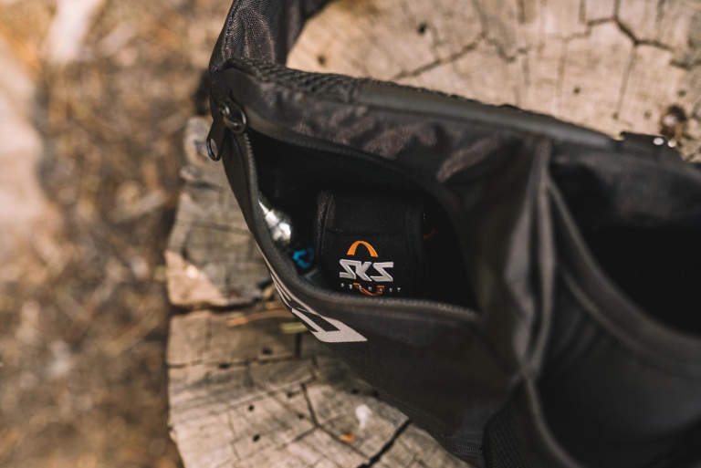 mountain bike hip pack