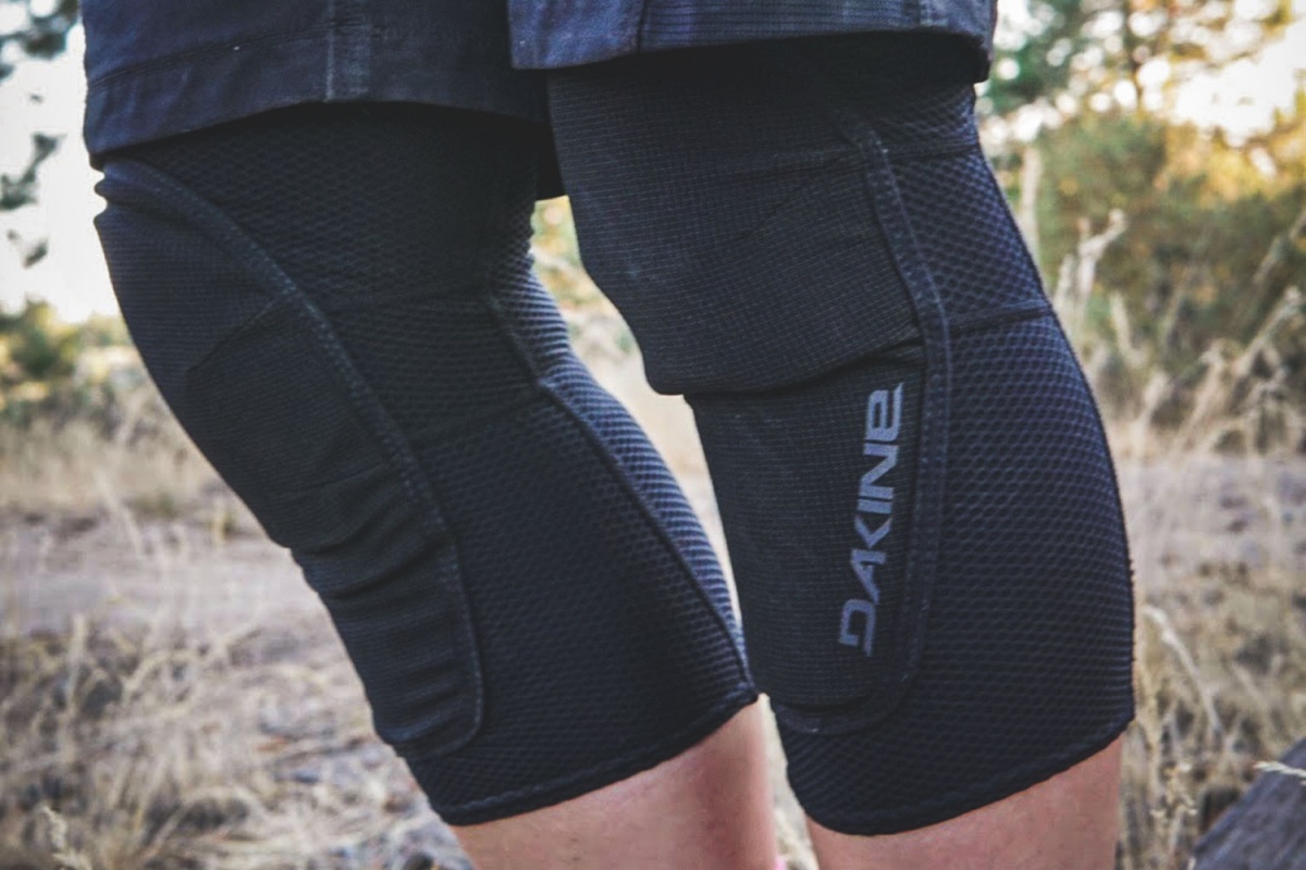 trail knee pads