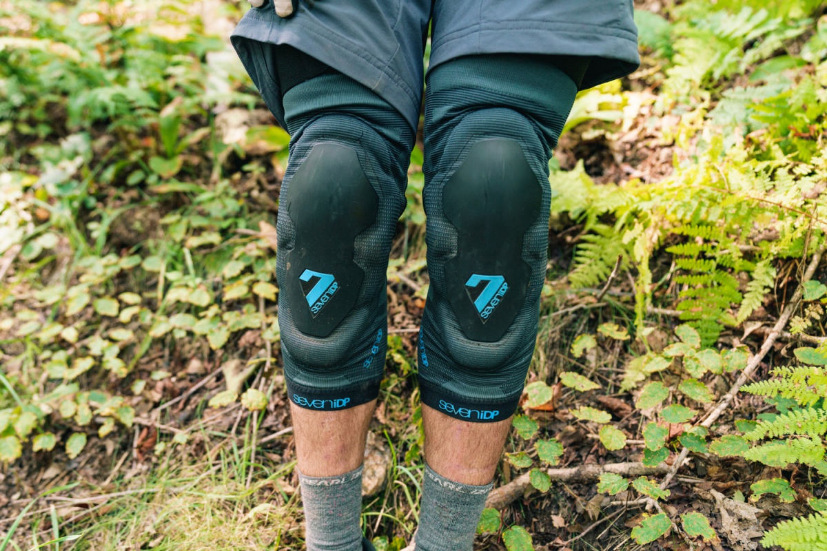 7 Protection 7iDP Project Knee Pad Review The Loam Wolf