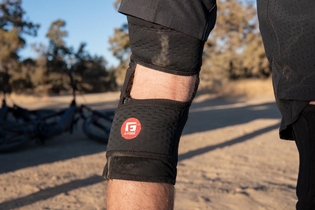 Review GForm ELine Knee Pads The Loam Wolf