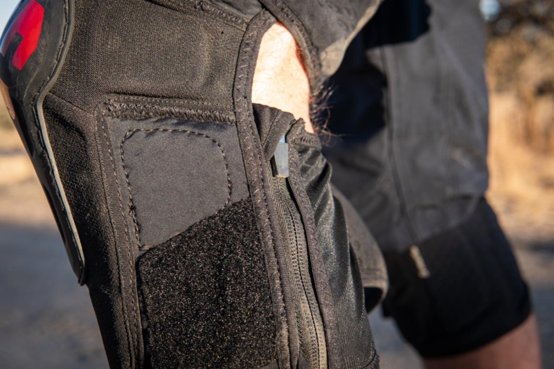 Review GForm ELine Knee Pads The Loam Wolf