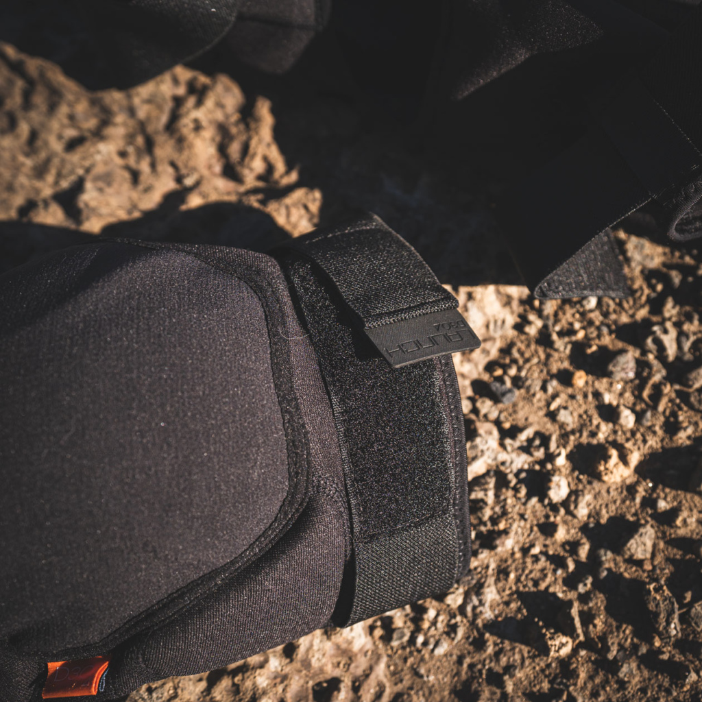 Mountain Bike Knee Pad Roundup Review The Loam Wolf