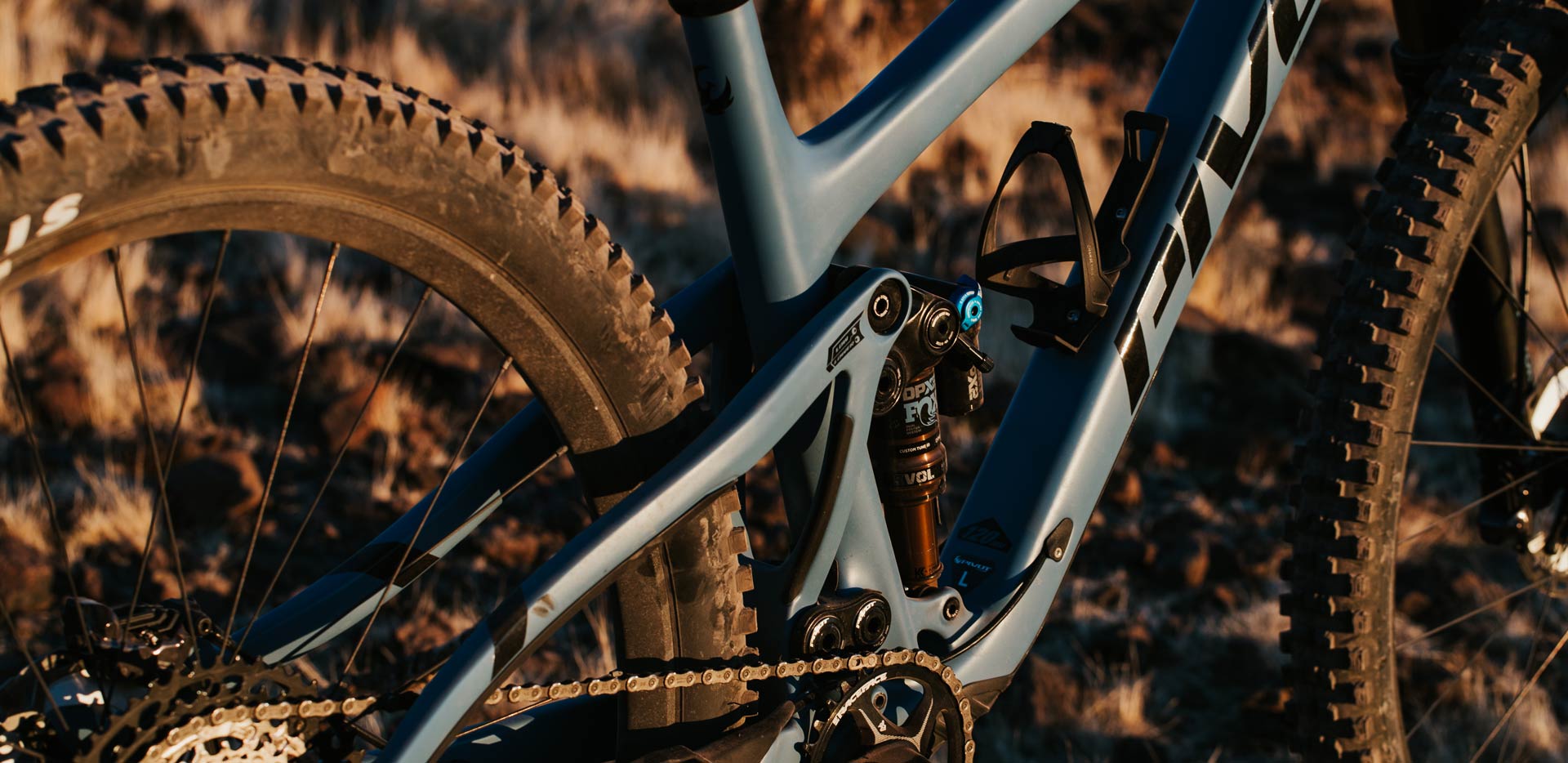 Release & First Ride: Pivot Trail 429