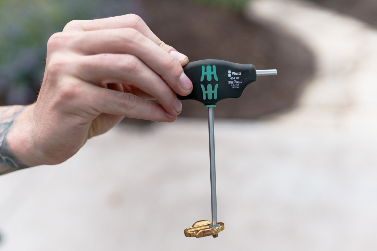 thumbnail image 2 of Wera 023332 Metric Hex-Plus T-handle, 2.5 X 100mm - KC Tool 2 of 10