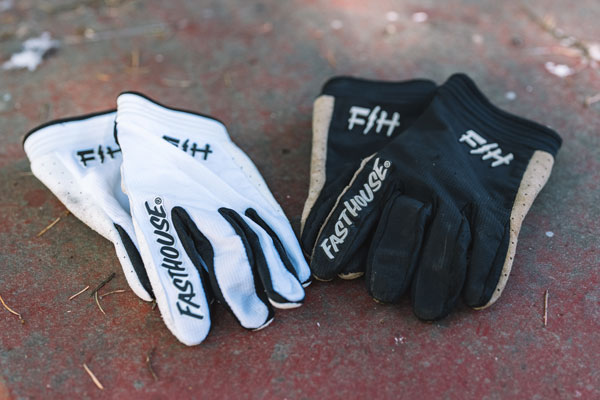 Review: <br>Fasthouse Speed Style Air Glove