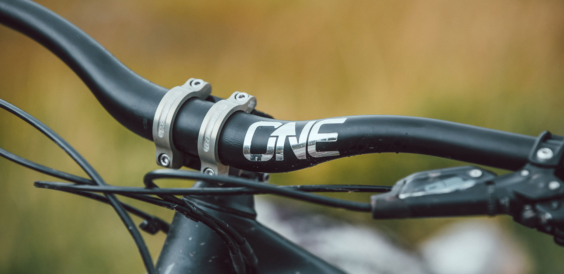 OneUp Components Carbon Handlebar Review