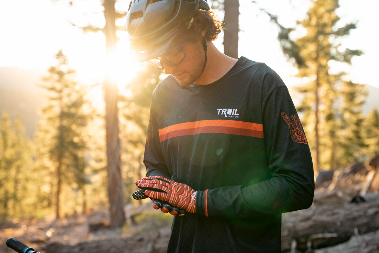 Trail Manos Jersey And Glove Review