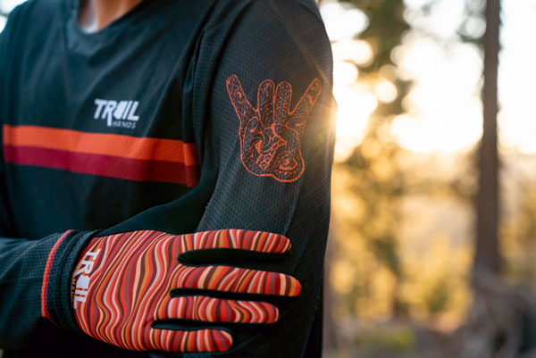Review: <br>Trail Manos Jersey and Glove