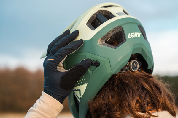 Leatt Enduro 4.0: ¿el mejor casco convertible del mundo?