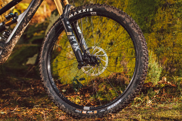 Review: Crankbrothers Synthesis Enduro Alloy I9 Wheelset