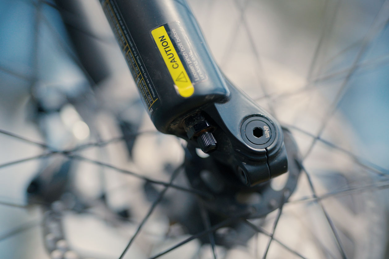ÖHLINS RXF 36 M.2 AIR FORK AND TTX2 AIR SHOCK Review