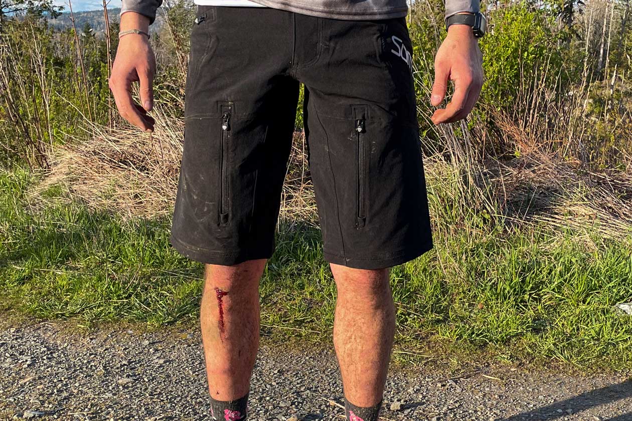 Sombrio Chaos 2 Jersey and Pinner Short Review