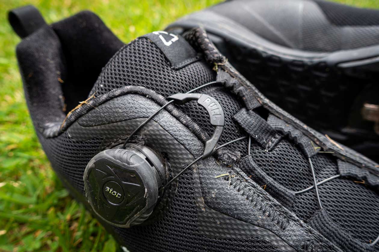 Leatt 6.0 Clipless Shoes Reviewed and Compared