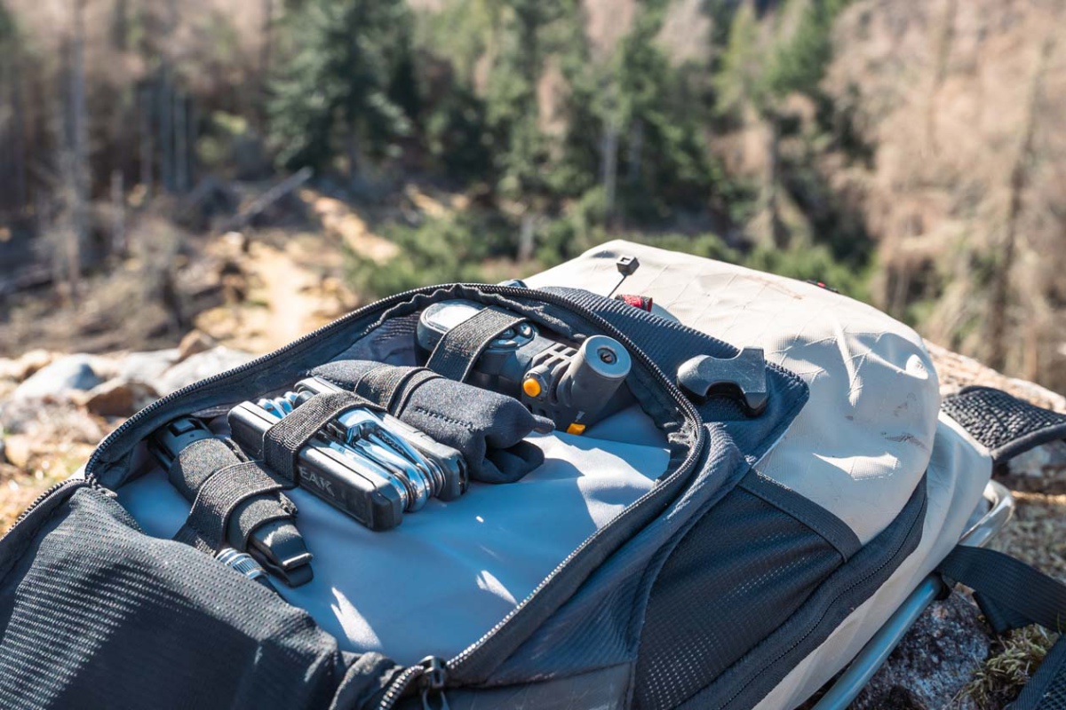 leatt hydration dbx mountain lite 2.0