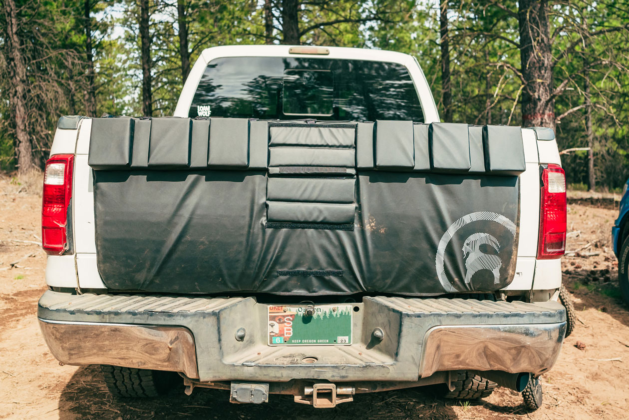 thumbnail image 2 of 62-inch Tailgate Pad For Pickup Trucks - Holds 6 Bikes, Protector Cover, Black, Unbranded 2 of 6
