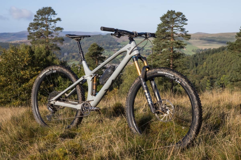 Review: YT Izzo Core 4 | The Loam Wolf