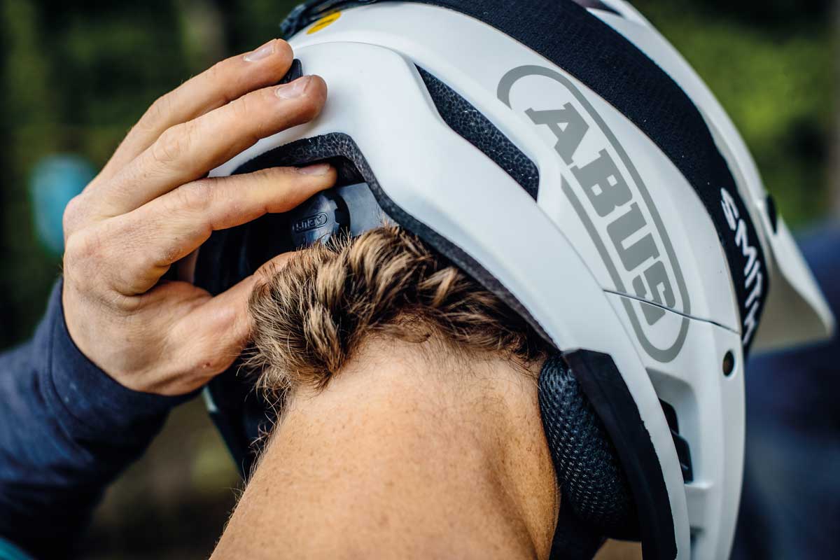 ABUS Launches new AirDrop MIPS Full Face Helmet