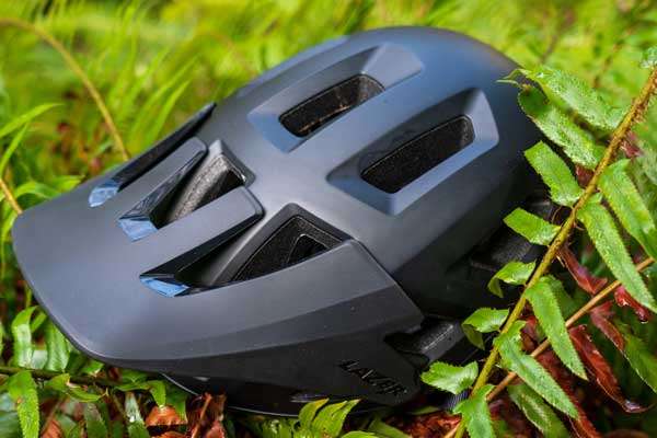 Review: <br>Lazer Coyote KinetiCore Helmet