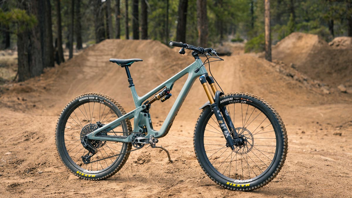First Ride and Release: The New Yeti SB135