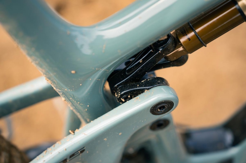 First Ride & Release: Yeti SB135 - The Dopamine Machine