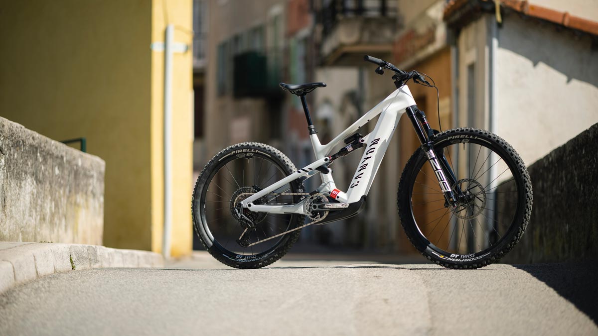 Canyon Strive:ON 2023 Release