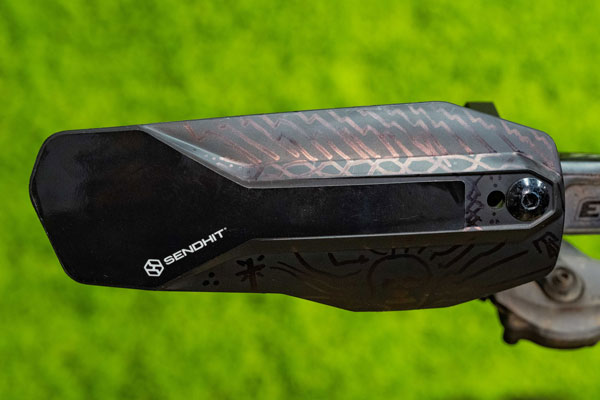 Sendhit Nock Handguards V2 im Test: Nur für den Race-Look oder wirklich