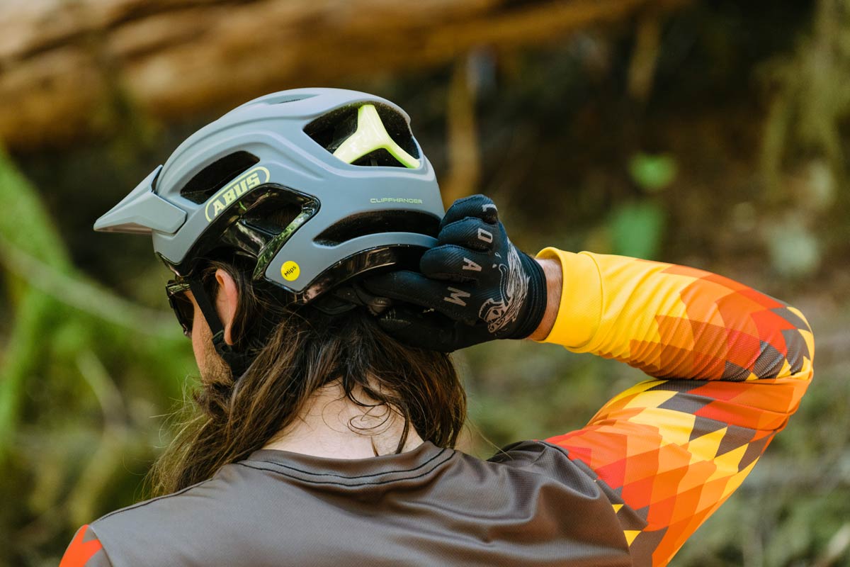 ABUS MoDrop Helmet Makes Riding Alone Safer [Review
