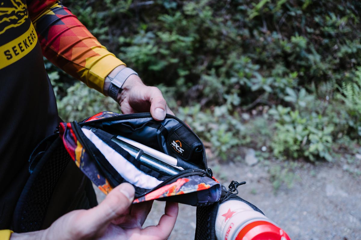 Dakine Hot Laps 2L Hip Pack Review