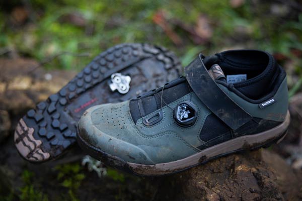 Shimano Introduces New Gravity Enduro and Gravity Flat Footwear