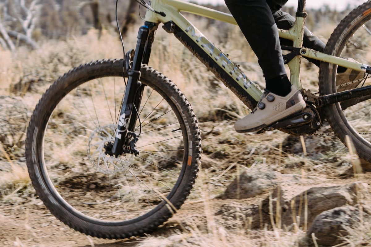 TLW_EMTB_2023-9356 Fox Racing Union and Union BOA Clipless Shoe Review