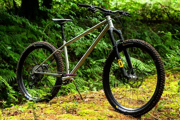 Review: <br>Starling Cycles Roost