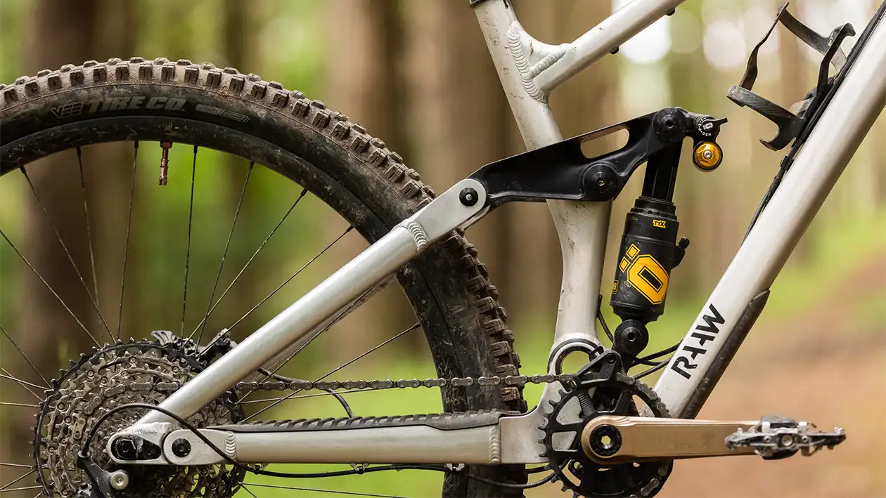 Raaw-Madonna-V22_4 Raaw Madonna V2.2 Mountain Bike Review
