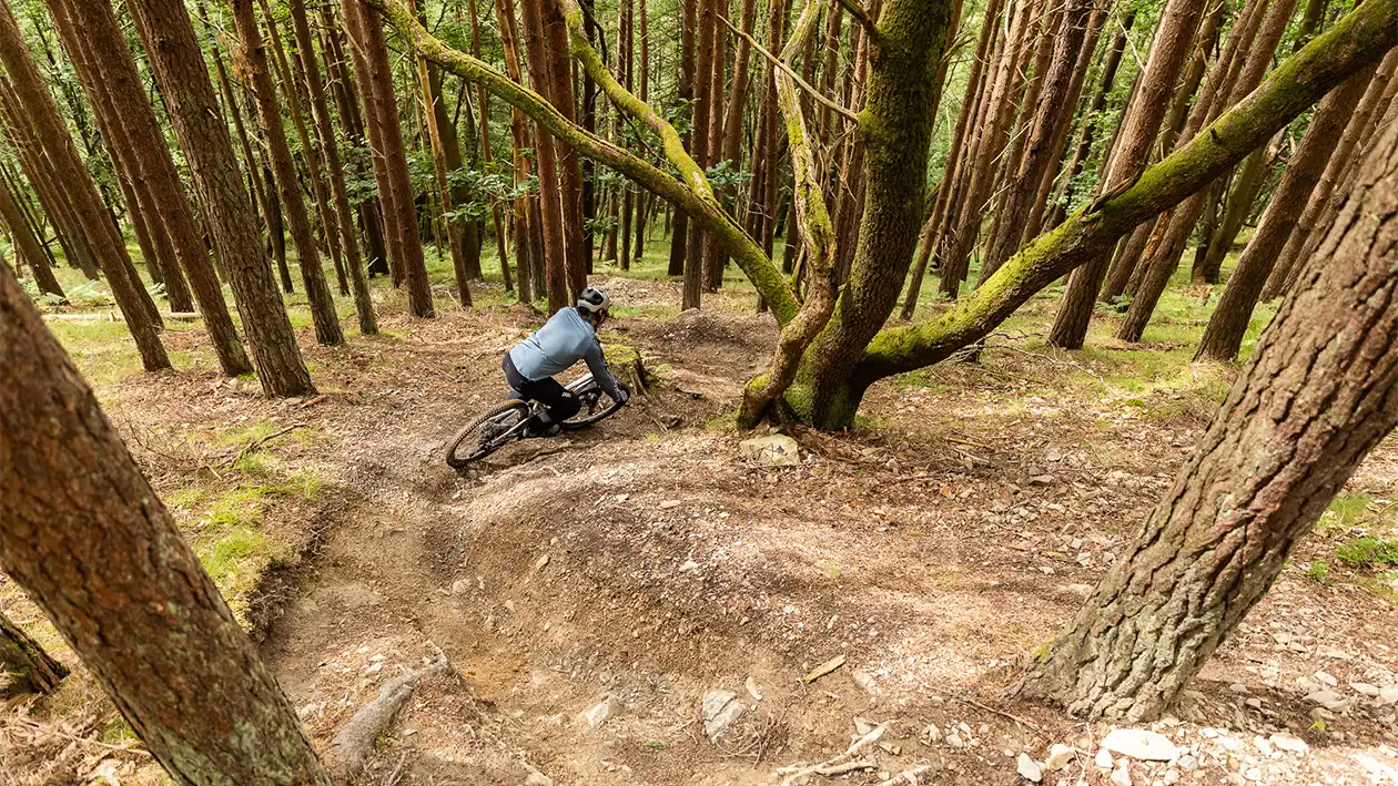 Raaw-Madonna-V22_6 Raaw Madonna V2.2 Mountain Bike Review