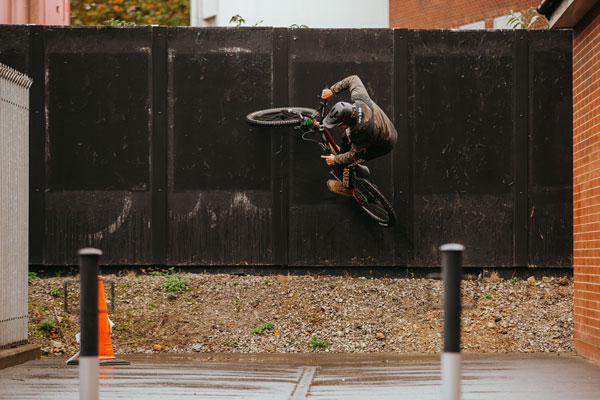 Video: <br>Messin’ Around in Manchester | Cannondale Waves