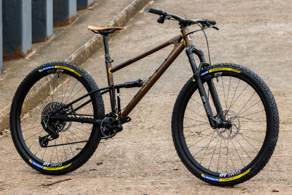 Starling Cycles Adds UDH And Unveils Downcountry Murmur
