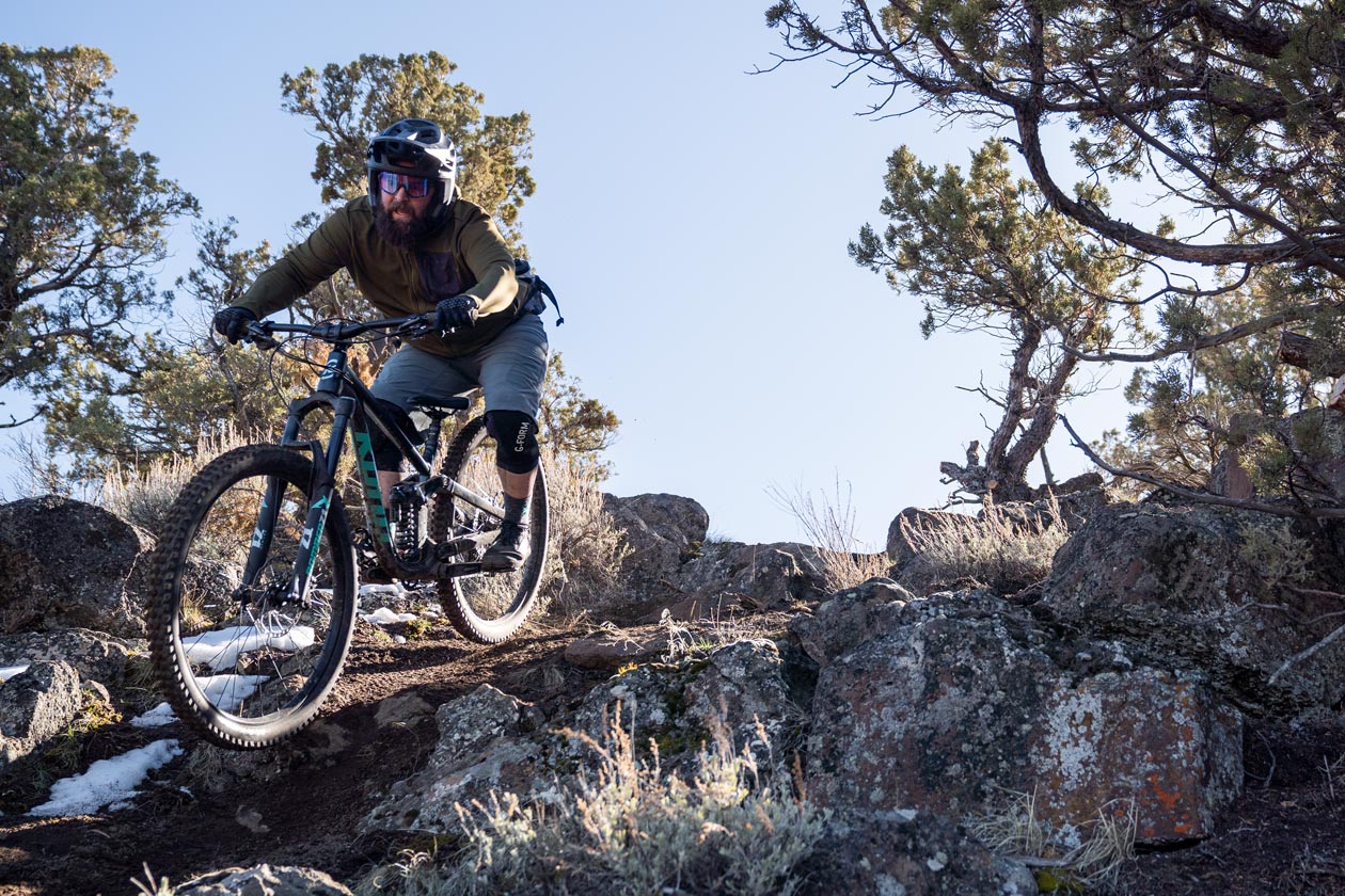 TLW02763 Fox Dropframe Pro Helmet Review